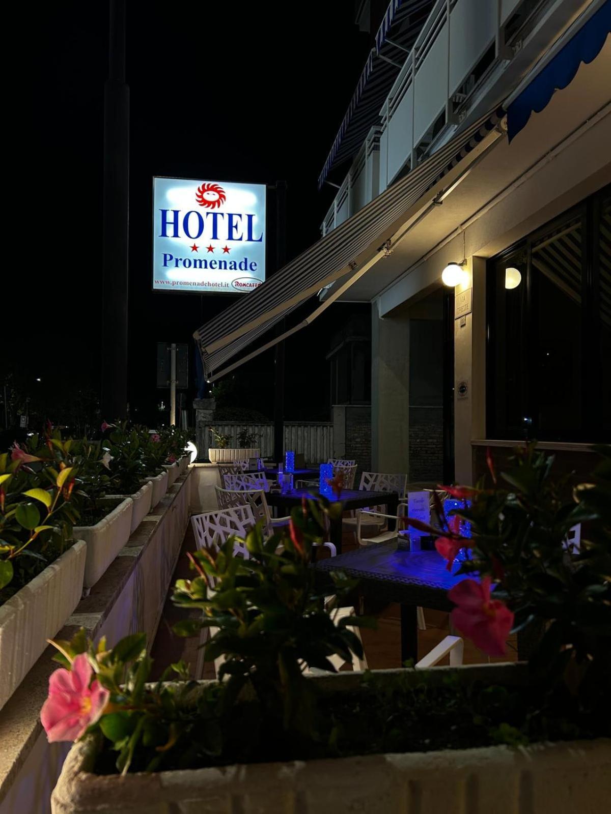 Hotel Promenade Porto SantʼElpidio Exterior foto